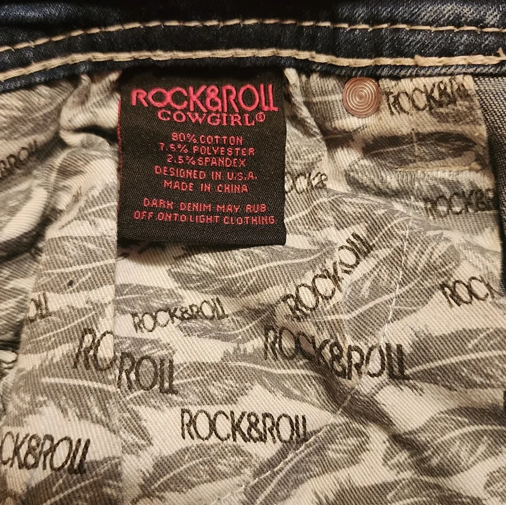 Rock&Roll Cowgirl Jeans - Picture 2 of 6
